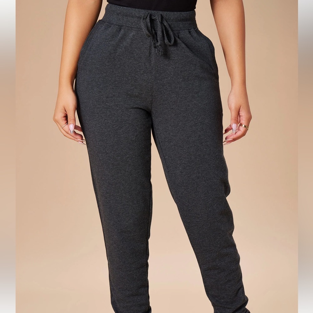 Fashion nova grey jogger sweatpants